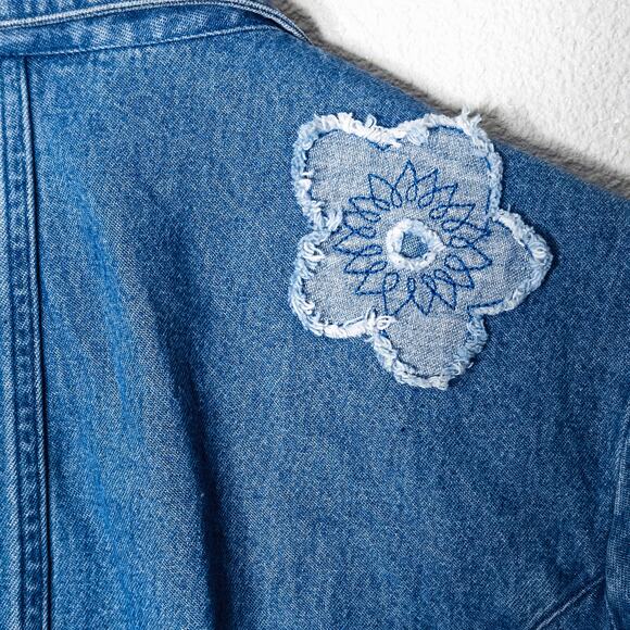 Hearts of Palm Women’s Denim Jacket Boho Charm Cottagecore Floral Applique Sz 14 - Picture 3 of 9